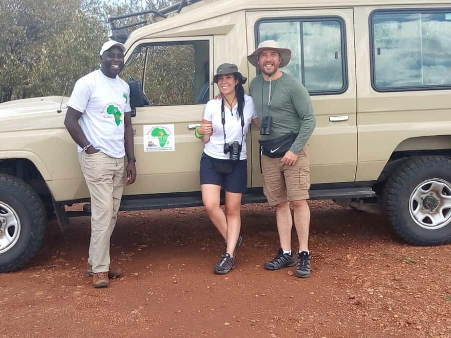 Nairobi National Park, Elephants, Giraffes & Bomas Day Trip - What to bring and how to prepare