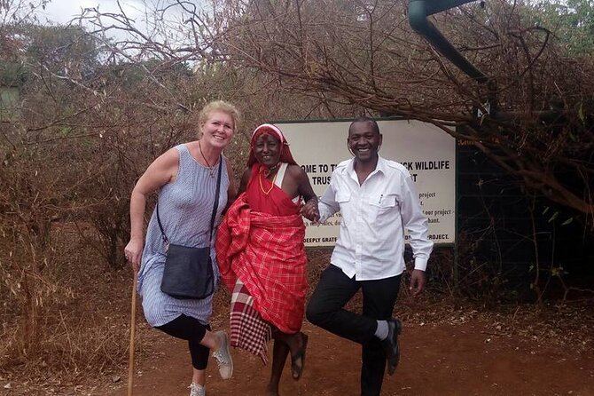 Nairobi National Park game drive. Free Airport pick / drop off. - What the guide service adds to the experience