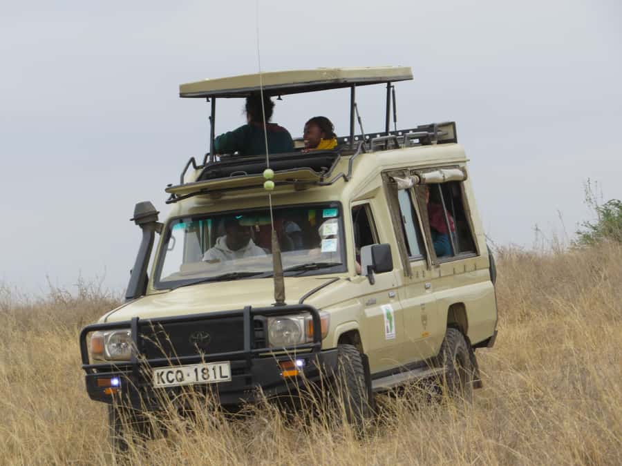 Nairobi national park: Sunrise and Sunset Tours - The coffee and souvenir stop