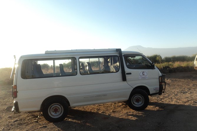 Nairobi National Park Tour - Timing, weather, and what to carry