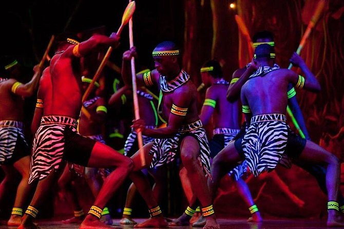 Nairobi Nightlife and Safari Park Hotel Dinner Experience - Why the guide and driver matter