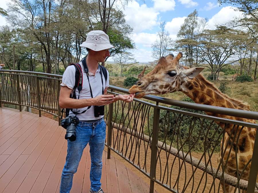 Nairobi: Private Tour with a Local Guide - Bomas of Kenya, Kazuri Beads, and Karen Blixen