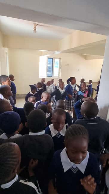 Nairobi: Volunteering with Orphans and Vulnerable Children - Supporting meals and teacher pay