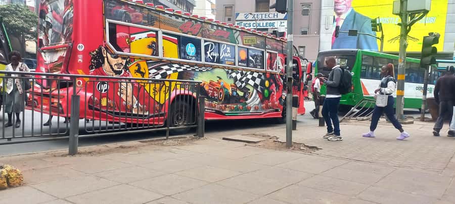 Nairobi Walking tour:Explore History Culture and Traditions - City Market and Jevanjee Garden