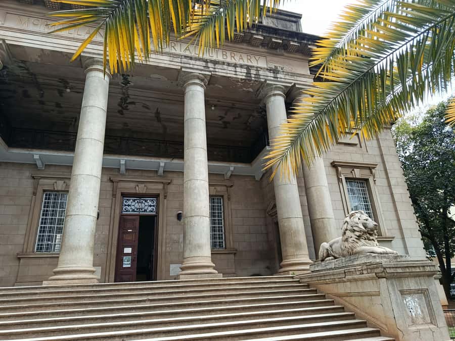 Nairobi Walking Tour, GiraffeCentre & Souvenir Shopping Tour - Should you book it?