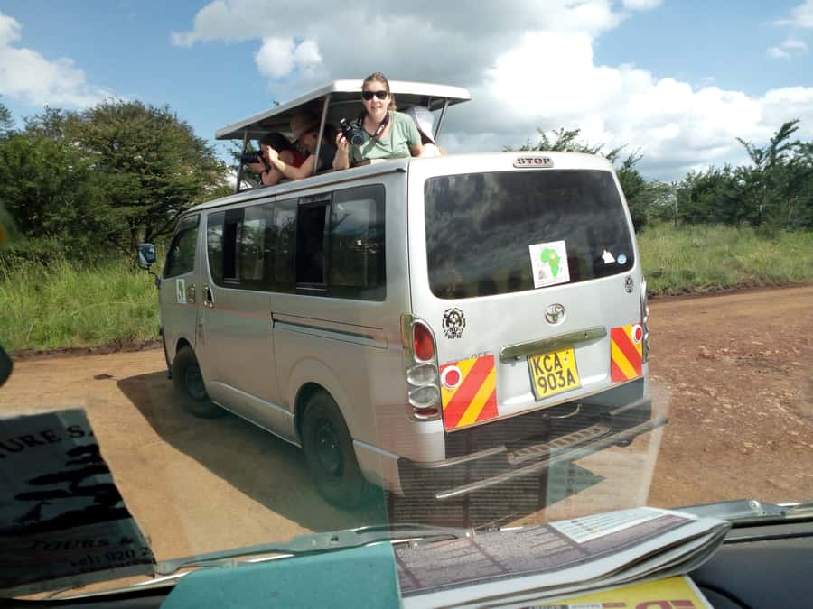 Ol Pejeta Conservancy Full Day Tour From Nairobi - Lunch at Sweetwaters Serena Camp