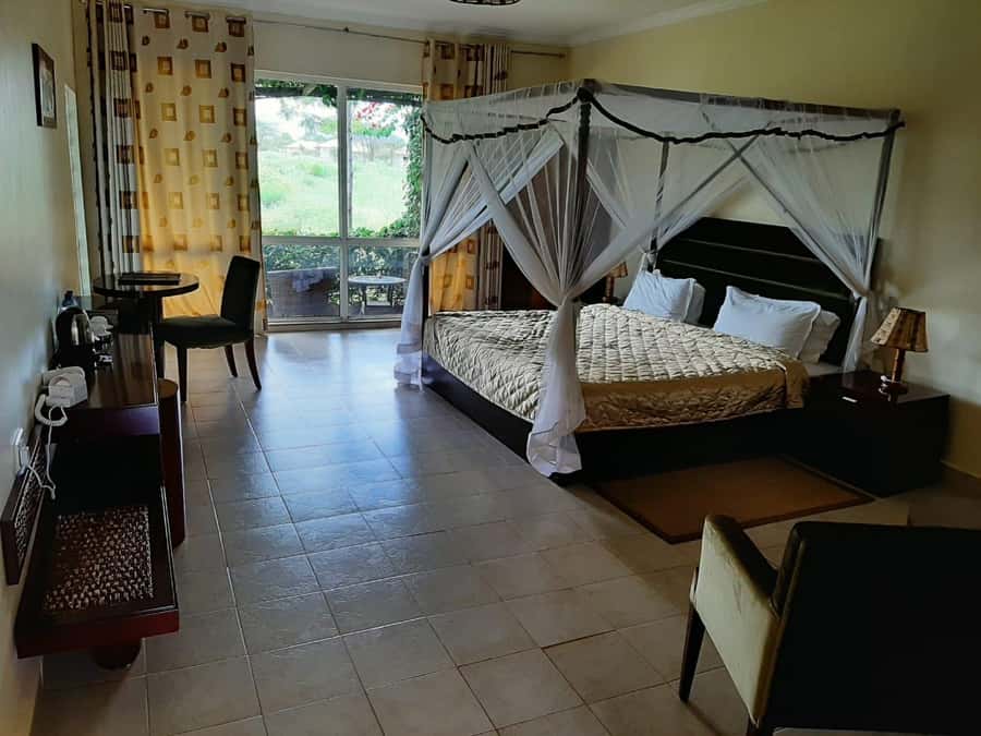 Overnight Group Joining Safari to Amboseli from Nairobi - What the shared van means for your experience