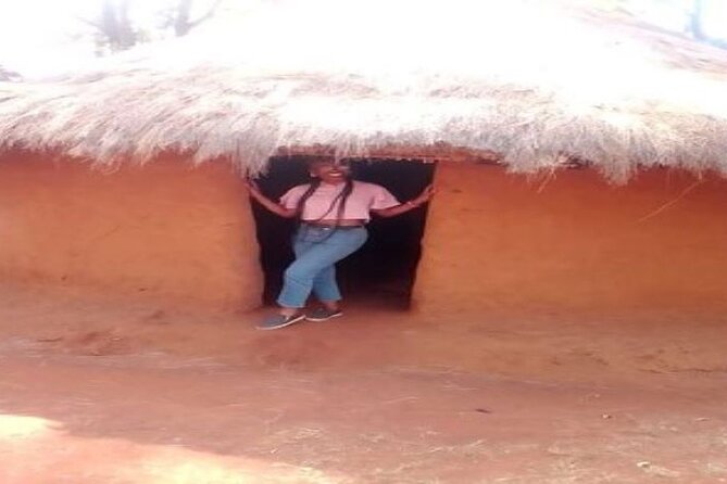 Private Tour in Giraffe Centre and Bomas of Kenya - Who Should Book This Experience?