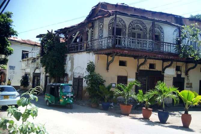 Private Walking Tour in Old Town - Key points at a glance