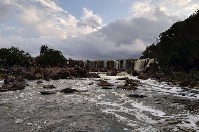Road Drive to Fourteen Falls from Nairobi - Leaving Nairobi for Fourteen Falls