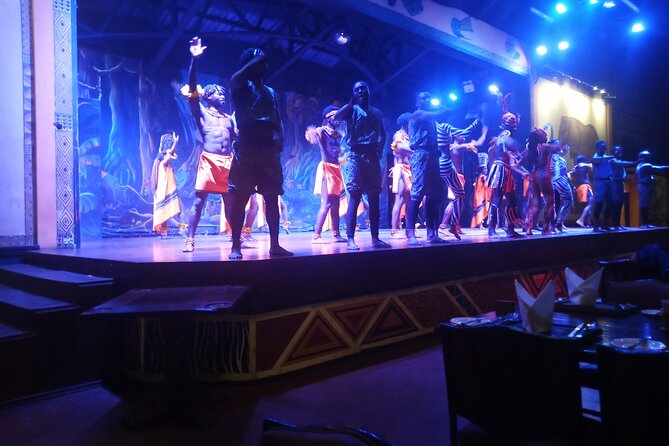 Safari Cat Dancers Show And Dinner - The 9 p.m. Safari Cat Dancers Performance