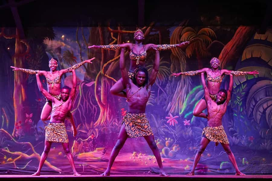 Safari Park Hotel Show & Dinner Experience In Nairobi Tour - Inside the Nyama Choma Ranch dinner setting