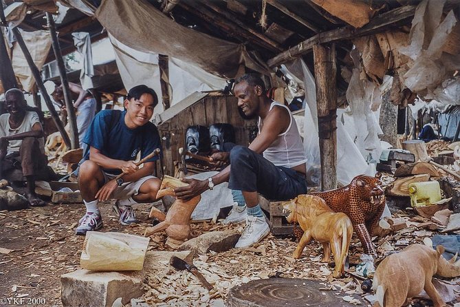 Shore Excursion: Full-Day Mombasa City Tour - Guides, languages, and the private format