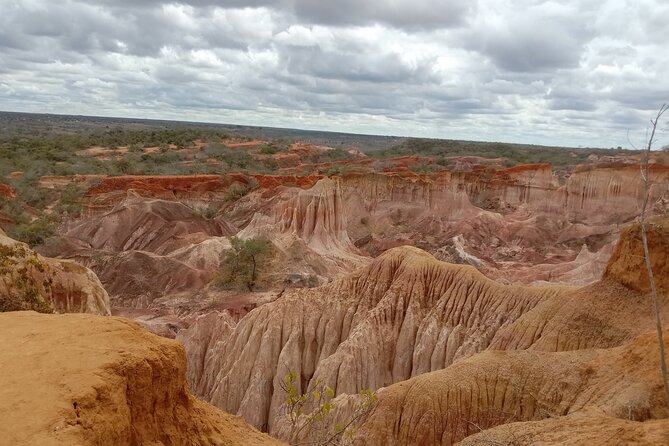 Tour to Mambrui and Marafa Hells kitchen from Malindi - Traditional homes and direct local contact