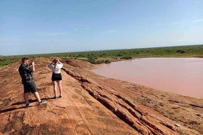 Tsavo East 1 Day Safari, Beach To Beach In 4wd Jeep - Entering Tsavo East in search of red elephants