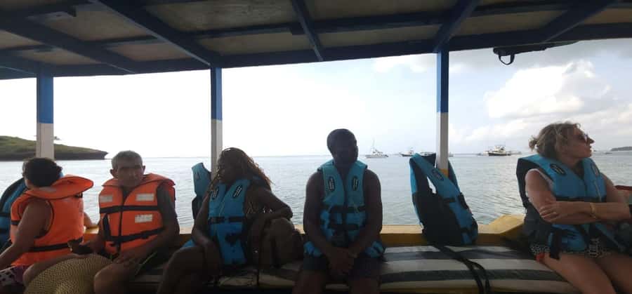 Watamu: Dolphin Watching and Snorkeling Boat Tour - Snorkeling over the marine park reef